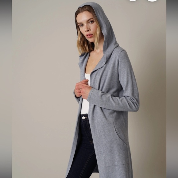 Cyrus open hoodie cardigan tan color in size Medium - Picture 5 of 8